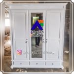 Lemari Pakaian Minimalis Klasik Mewah 3 Pintu Kaca Cermin