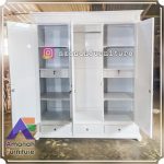 Lemari Pakaian Minimalis Klasik Mewah 3 Pintu Kaca Cermin