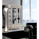 Lemari Pajangan Hias Mewah Spanyol