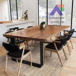 Meja Makan Kayu Utuh